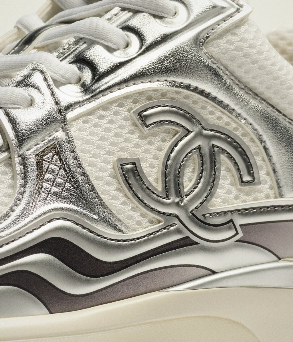 CHANEL OC RUNNER