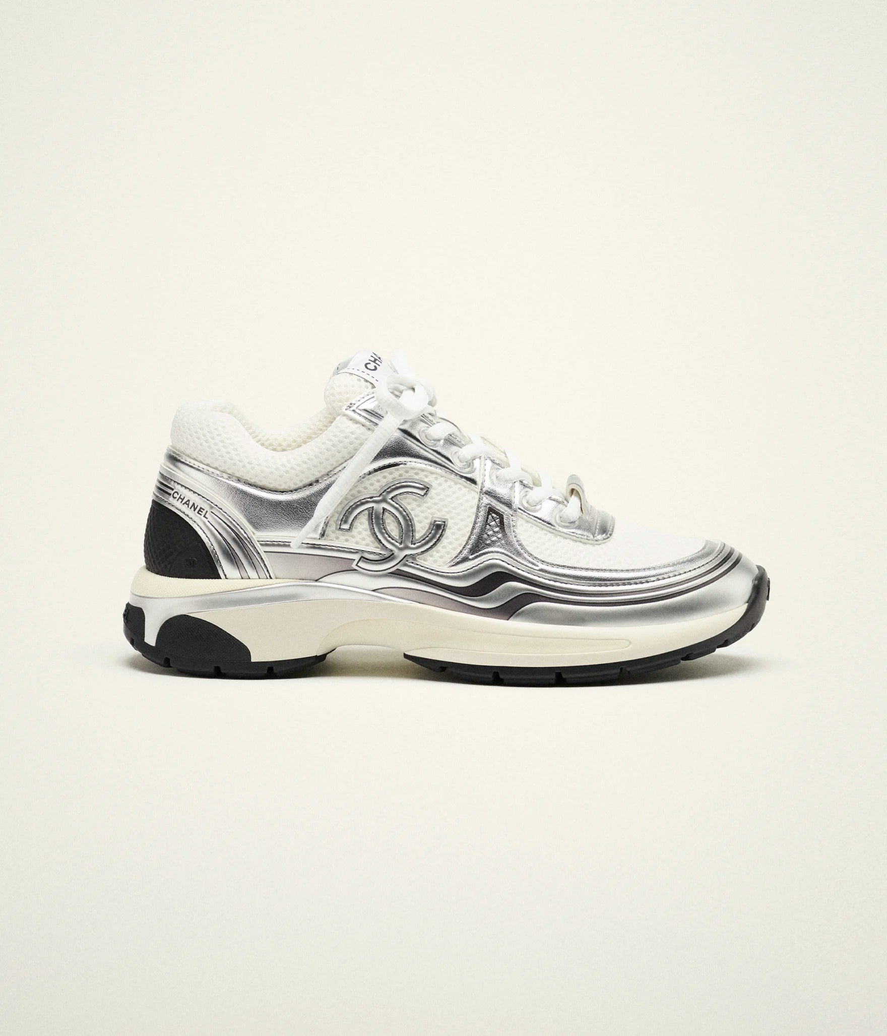 CHANEL OC RUNNER